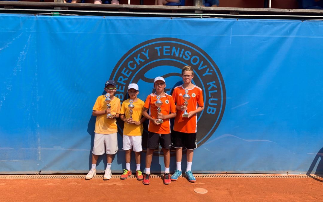 Liberecký turnaj „B“ vyhráli Bursa – Sršeň ve čtyřhře