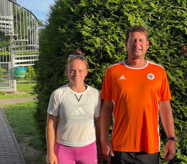 Oliveriusová a Petruželová mají zlaté z „A“ turnajů a další výsledky