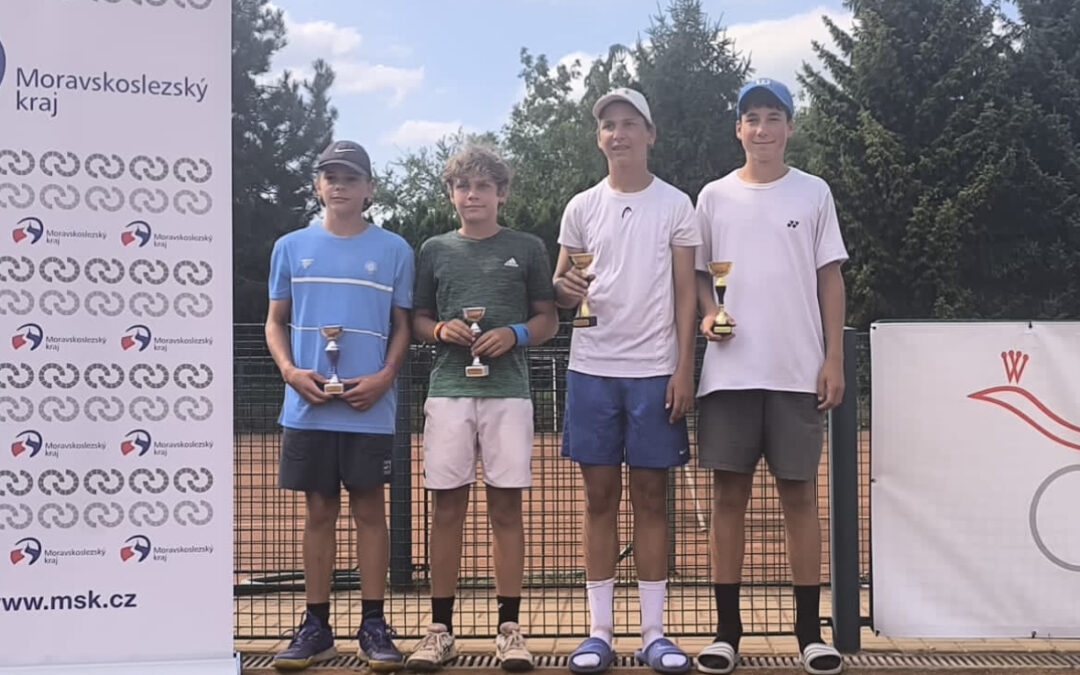 Adam Štěpánek má stříbro ve čtyřhře  na TE – U14 v Opavě